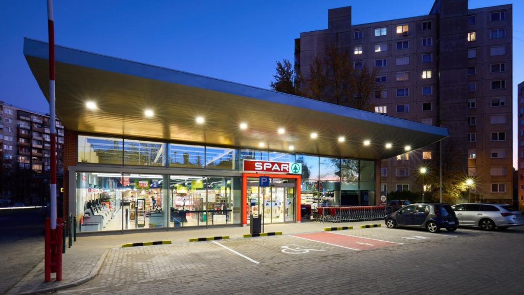 Spár, roma nő, diszkrimináció