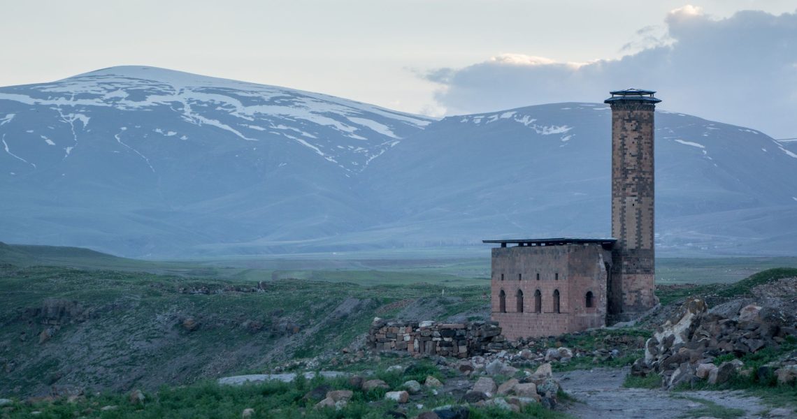 xr:d:DAGB9_1_e6o:114,j:1358259905630719426,t:24041208