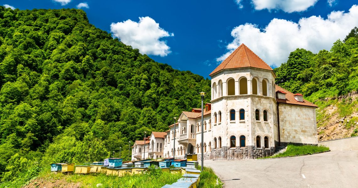 xr:d:DAGB9_1_e6o:104,j:4846297815017569449,t:24041207